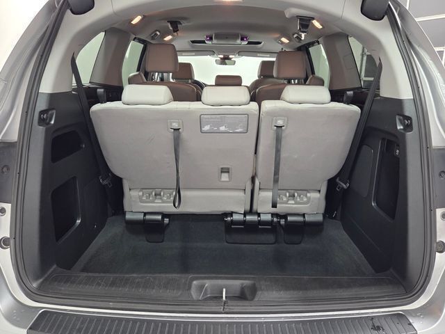 Used 2023  Honda Touring image 18