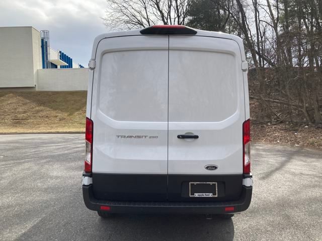 2025 Ford Transit 250