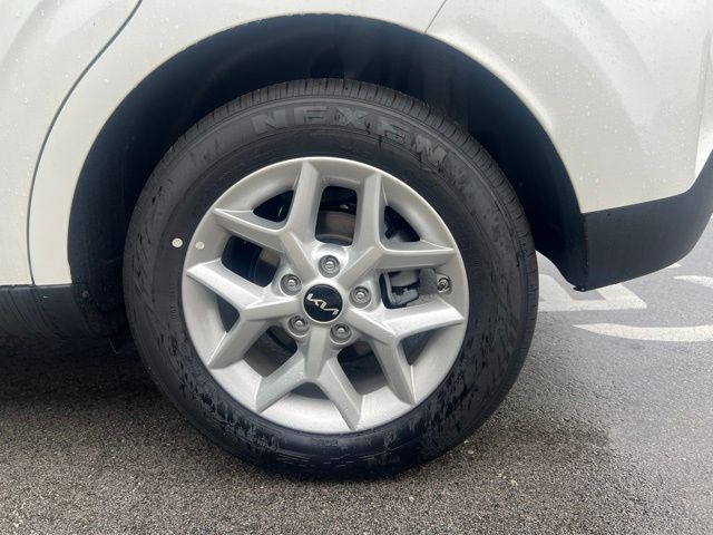 Certified Used 2025 White Kia S image 13