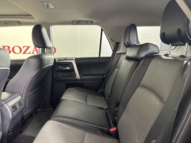 2018 Magnetic Gray Metallic Toyota 4Runner SR5 Premium 4X4 SUV