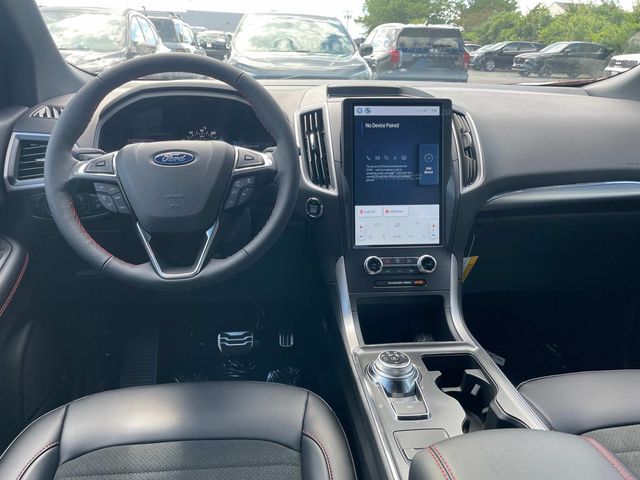 2024 Ford Edge ST Line 6