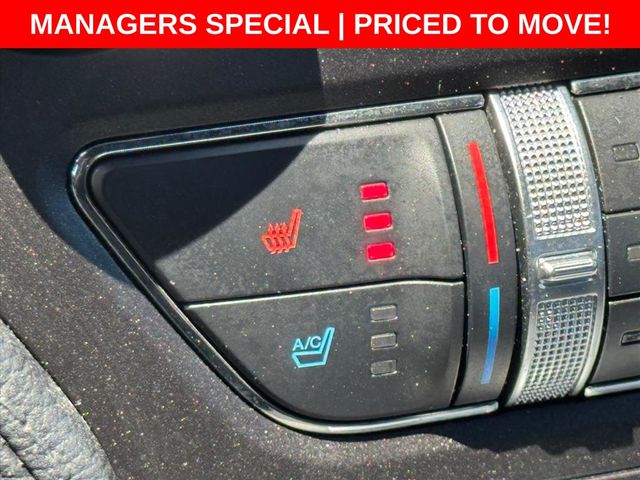 Used 2022 Red Ford GT Premium image 27