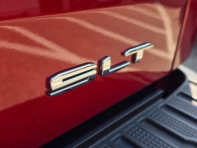 2024 GMC Sierra 1500 SLT:46246A