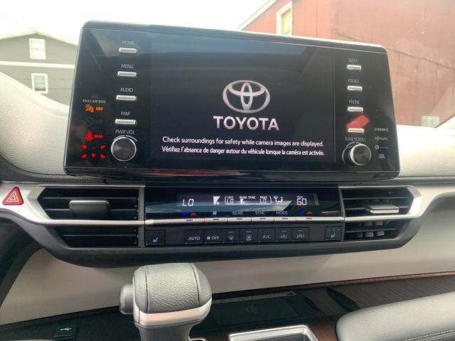 Used 2024 Toyota Sienna Van