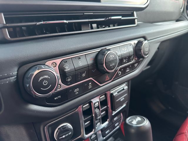 Used 2024 Black Jeep Rubicon 392 image 26