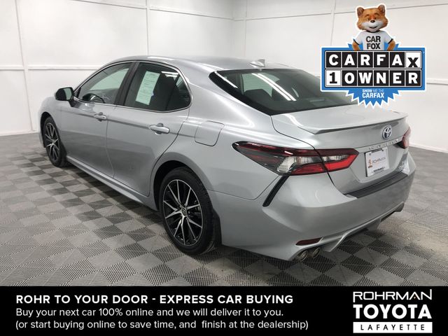 2023 Toyota Camry Hybrid SE 4