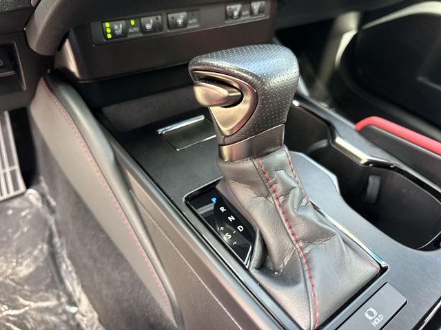 2024 Lexus ES - $43,898