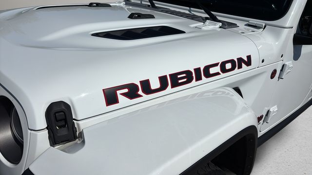 Used 2021 White Jeep Rubicon image 38