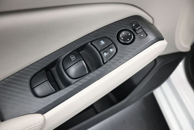 Used 2025 Nissan Altima Sedan