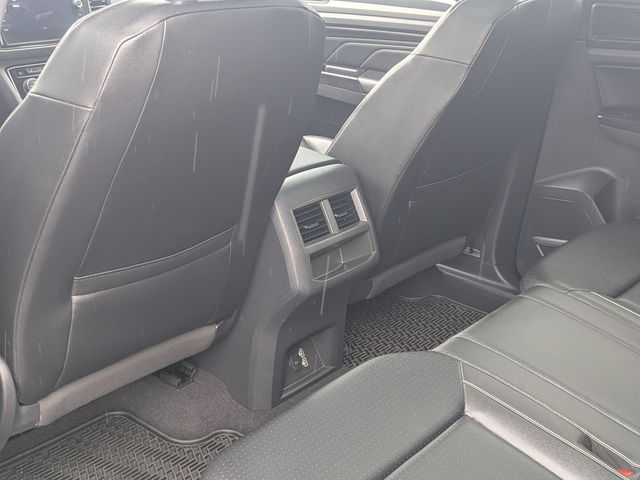 2020 Volkswagen Atlas Cross Sport - Image 27