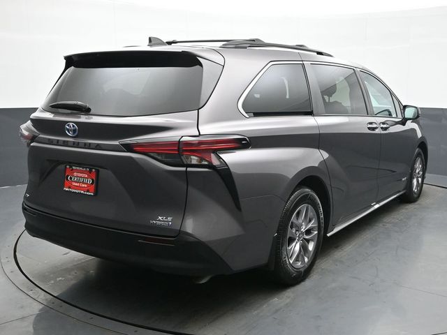 2021 Toyota Sienna XLE 6