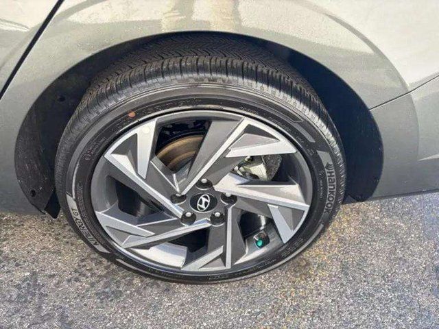 HyundaiElantra13