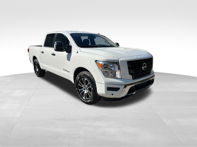 2021 Nissan Titan SV 2