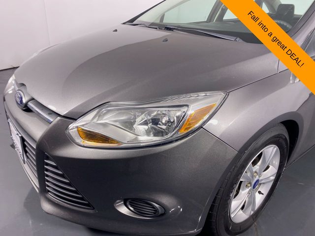 2014 Ford Focus SE 26