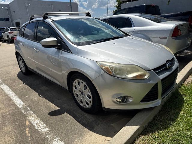 Ingot Silver 2012 Ford Focus Hatchback Front-Wheel Drive 6-Speed Automatic