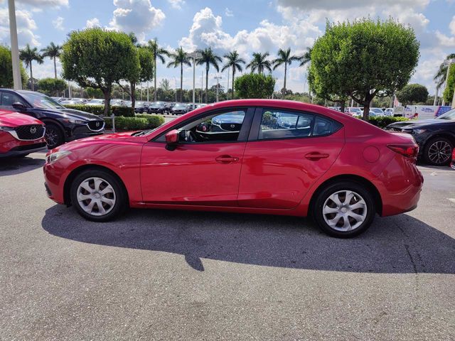 2015 Mazda Mazda3 i Sport 11