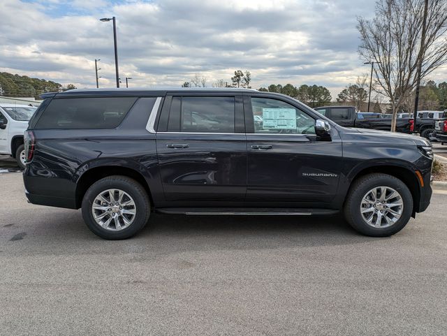 2025 Chevrolet Suburban Premier photo
