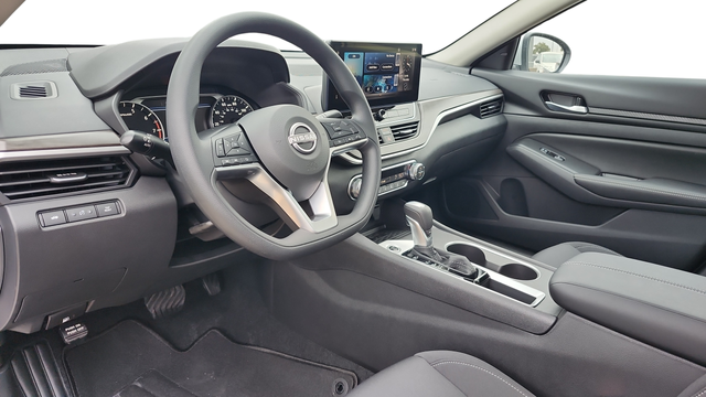 2025 Nissan Altima