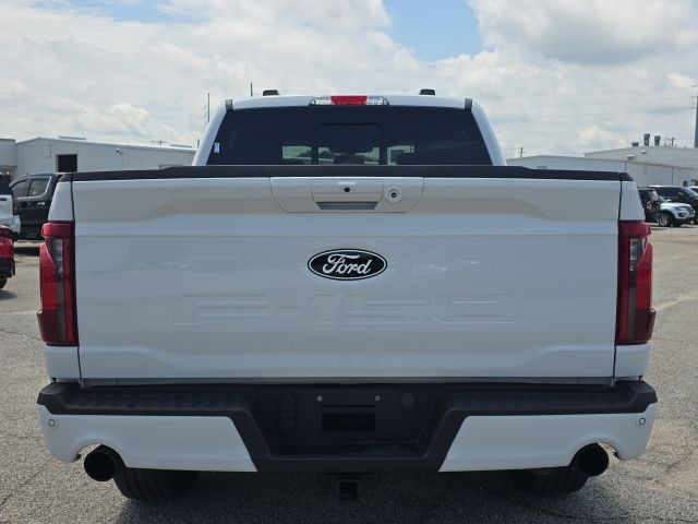 2024 Ford F-150 XLT:B02484
