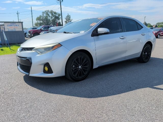 Classic Silver Metallic 2014 Toyota Corolla Sedan Front-Wheel Drive 6-Speed Manual