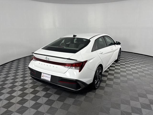 New 2025 Hyundai Elantra For Sale in Indianapolis, IN