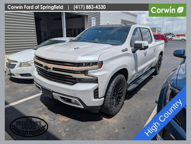 White (Iridescent Pearl Tricoat) 2020 Chevrolet Silverado 1500 Pickup Truck Four-Wheel Drive Automatic