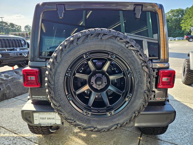 New 2025 Gray Jeep Sahara image 6