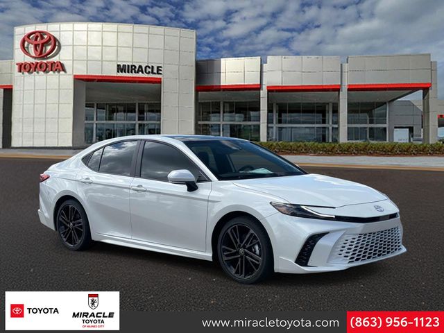 White (Wind Chill Pearl) 2026 Toyota Camry Sedan Front-Wheel Drive Continuously Variable Transmission