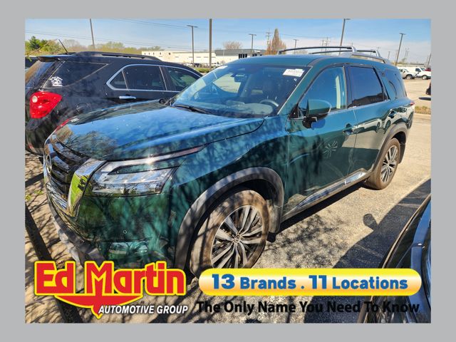Green Pearl 2025 Nissan Pathfinder Platinum 4WD SUV / Crossover All-Wheel Drive 9-Speed Automatic