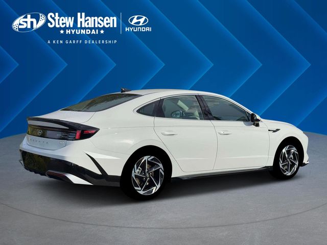 New 2026 White Hyundai SEL Sport image 8