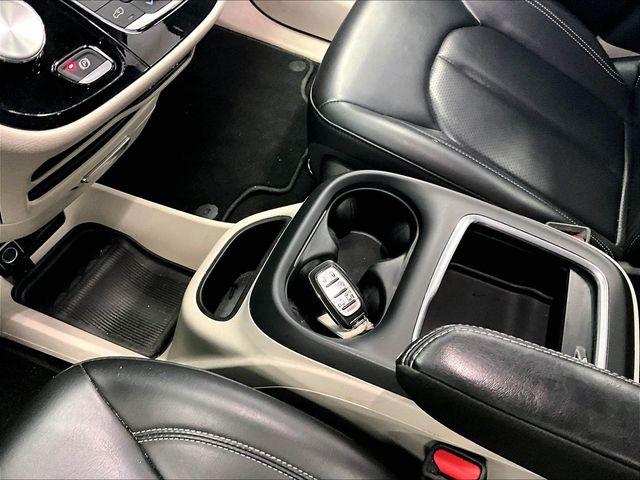 2023 Chrysler Pacifica Touring L Gray at Spitzer Acura