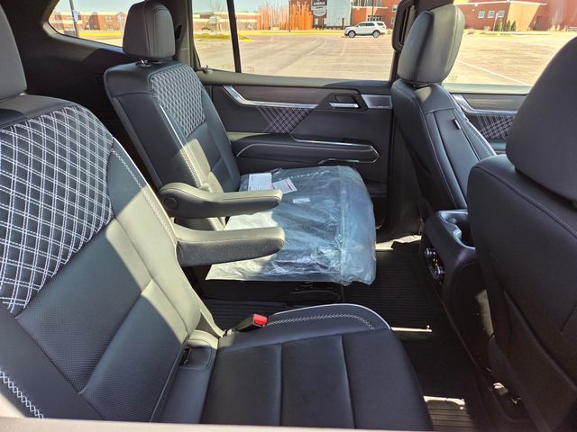 2025 GMC Acadia AWD Denali