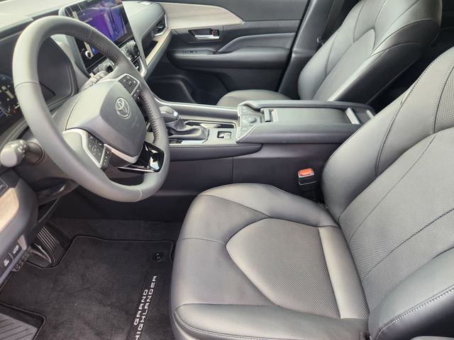 2026 Toyota Grand Highlander Hybrid Limited  at Classic Toyota Galveston
