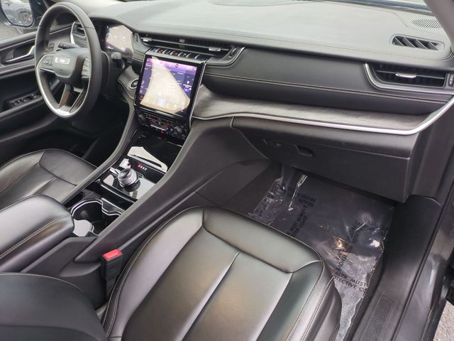 used 2023 Jeep Grand Cherokee car, priced at $28,990