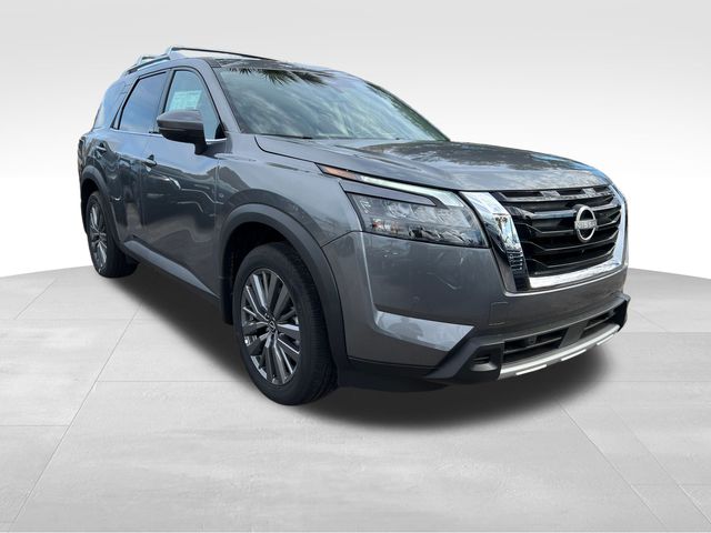 2025 Gun Metallic Nissan Pathfinder SL FWD SUV