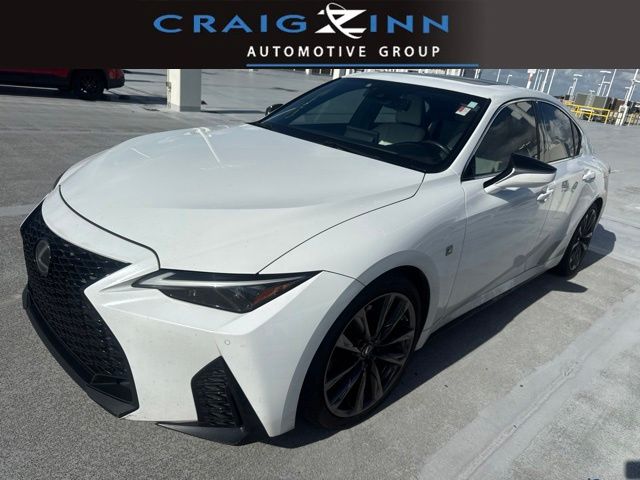 2021 Lexus IS