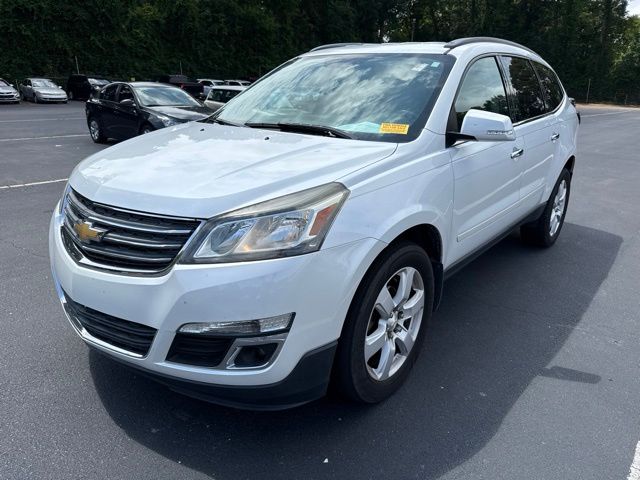White (Iridescent Pearl Tricoat) 2016 Chevrolet Traverse SUV / Crossover Front-Wheel Drive 6-Speed Automatic