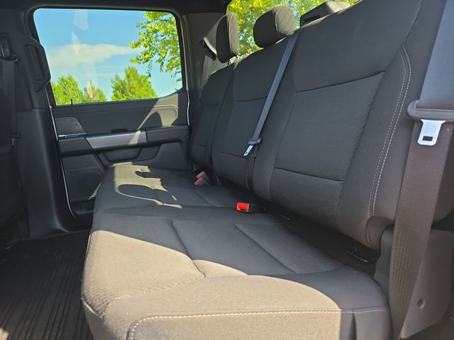 Used 2025 Oxford White Ford XLT image 14