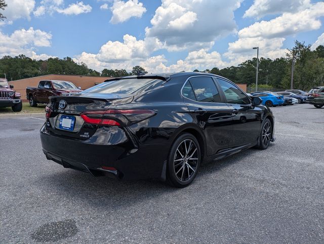 2024 Toyota Camry Hybrid SE