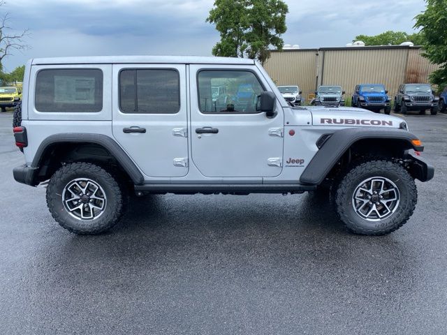 2024 Jeep Wrangler Rubicon 4