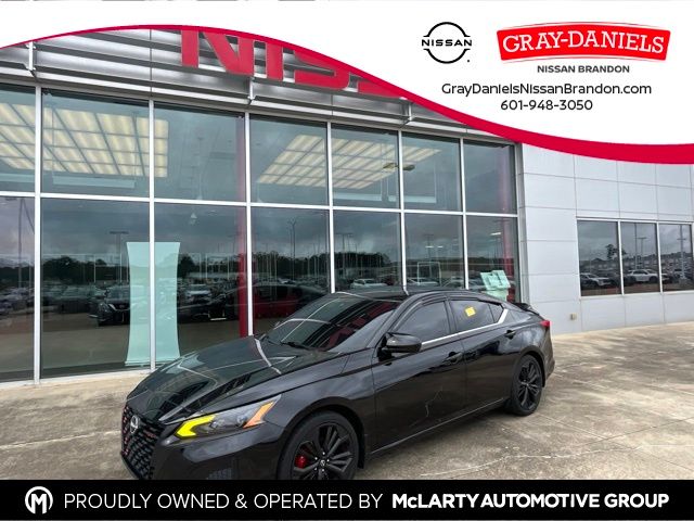 Super Black Clearcoat 2024 Nissan Altima Sedan Front-Wheel Drive Continuously Variable Transmission