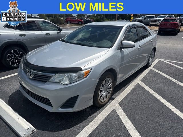 Classic Silver Metallic 2014 Toyota Camry L Sedan Front-Wheel Drive 6-Speed Automatic