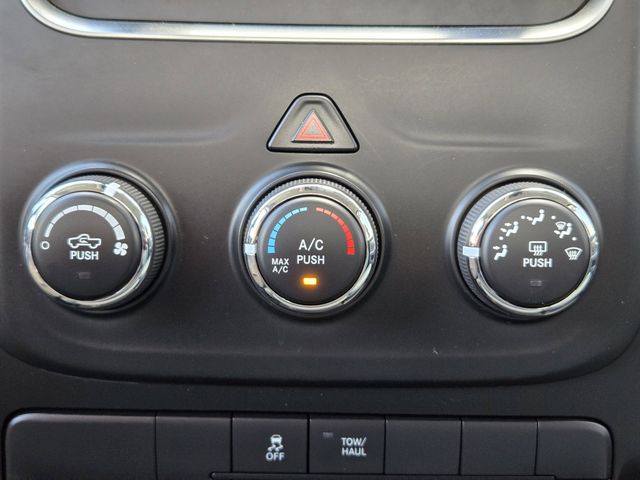 2017 RAM 1500 Tradesman photo