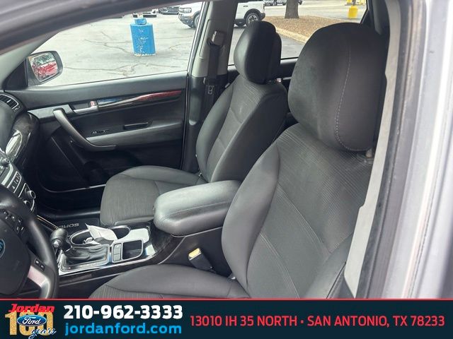Used Car 2014 Kia Sorento  Lx For Sale Under $10,000 In San Antonio, Texas