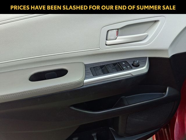 Used 2025 Toyota Sienna Van