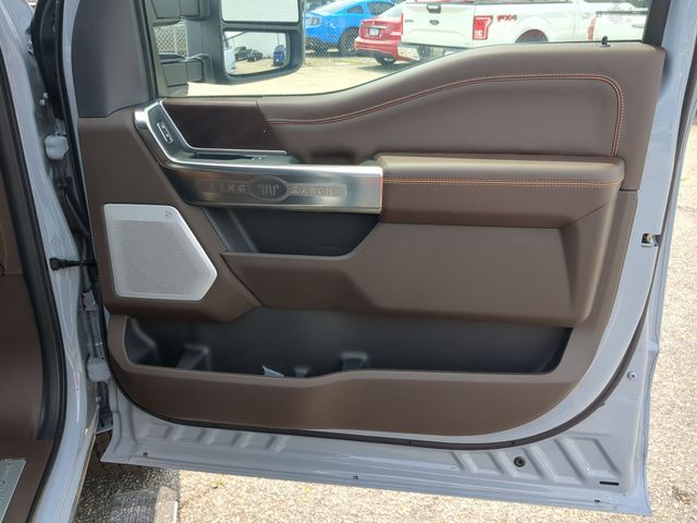 New 2026 Glacier Gray Metallic Tri-Coat Ford F-250® King Ranch® image 46