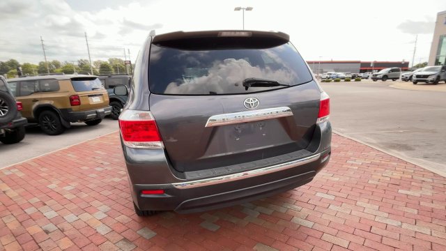 Used 2013 Toyota Highlander SUV