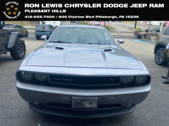 Billet Silver Metallic Clearcoat 2013 Dodge Challenger Coupe Rear-Wheel Drive 5-Speed Automatic