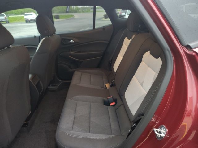 Used 2024 Red Chevrolet 1RS image 21