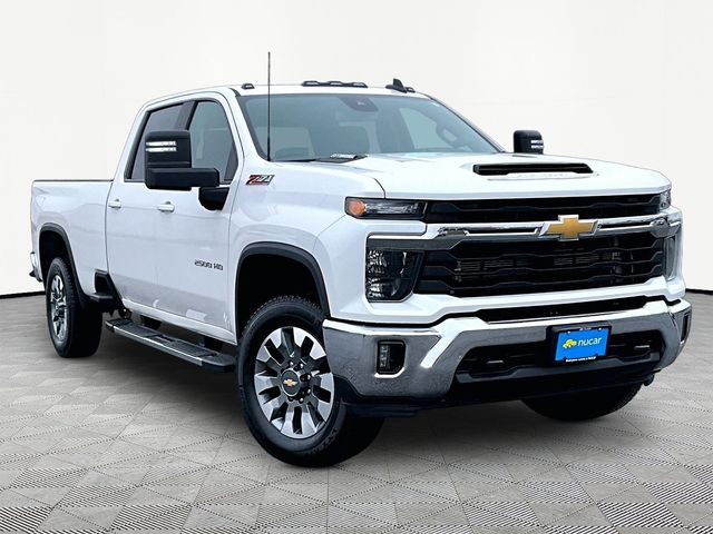 2024 Chevrolet Silverado 2500HD LT Crew Cab 4WD